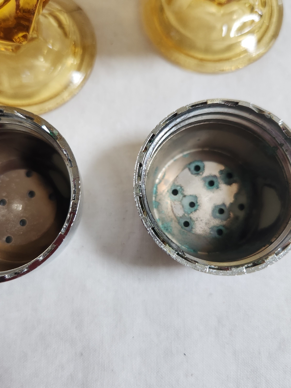 Amber Glass Salt & Pepper Shakers - Picture 10 of 10